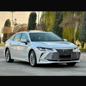 Toyota Avalon 2020