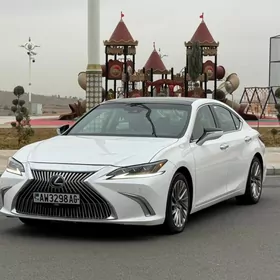 Lexus ES 350 2019