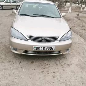 Toyota Camry 2005