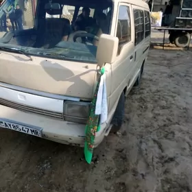 Toyota Hiace 1989