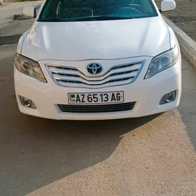 Toyota Camry 2011