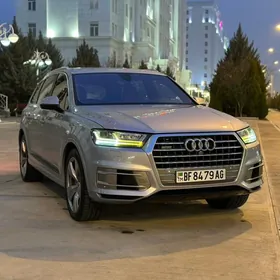 Audi Q7 2016