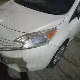 Nissan Versa 2013