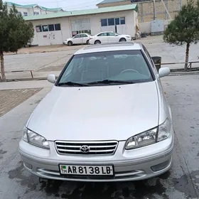 Toyota Camry 2000