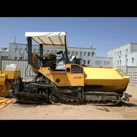 Caterpillar Forklift 2002