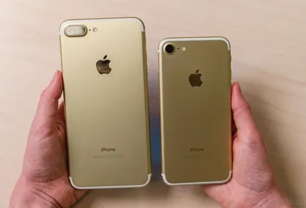 Apple kompaniýasy iPhone 7 we 7 Plus-yň eýelerine 200–350 dollar öwez tölegini töläp başlady