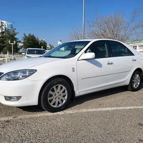 Toyota Camry 2004