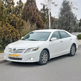 Toyota Camry 2011