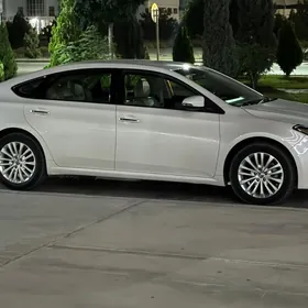 Toyota Avalon 2013