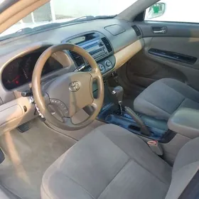 Toyota Camry 2005