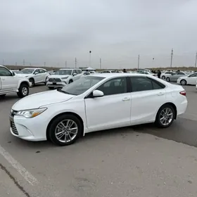 Toyota Camry 2017