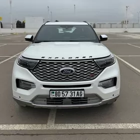 Ford Explorer 2021