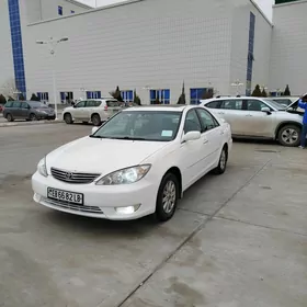 Toyota Camry 2005