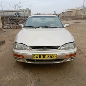 Toyota Camry 1993