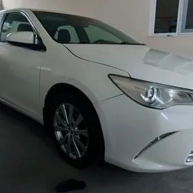 Toyota Camry 2017