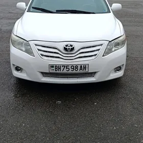 Toyota Camry 2011