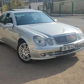 Mercedes-Benz E320 2004