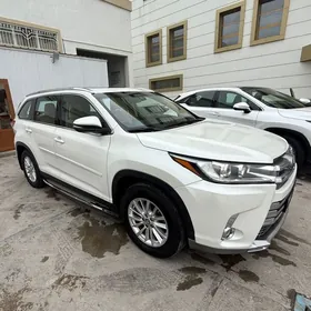 Toyota Highlander 2019