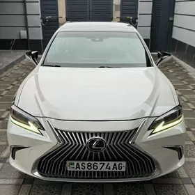 Lexus ES 350 2019