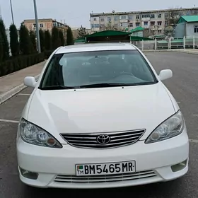 Toyota Camry 2005