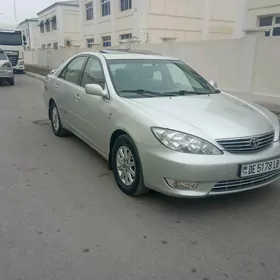 Toyota Camry 2004