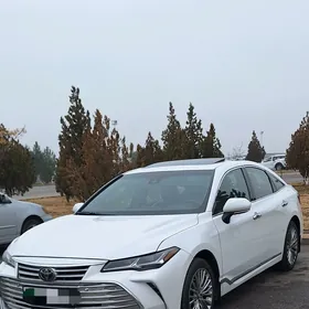 Toyota Avalon 2019