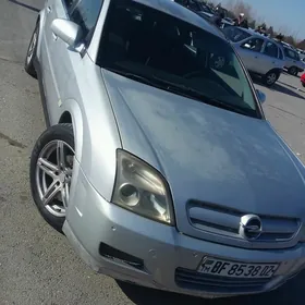 Opel Signum 2003