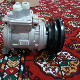 KOMPRESSOR KOMATSU 24V (DENSO)