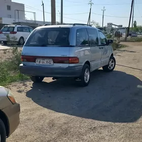 Toyota Previa 1993