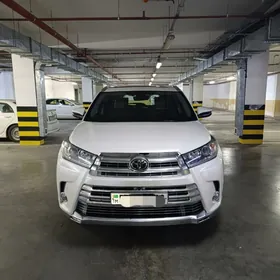 Toyota Highlander 2017