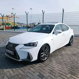 Lexus IS 300 2017