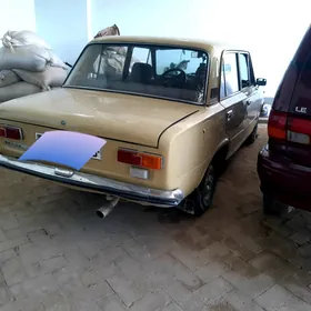 Lada 2104 1983