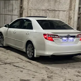 Toyota Camry 2012