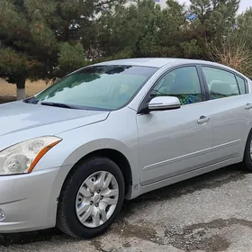 Nissan Altima 2009