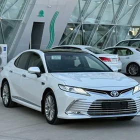 Toyota Camry 2022