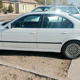 BMW E39 1999