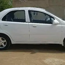 Chevrolet Aveo 2004