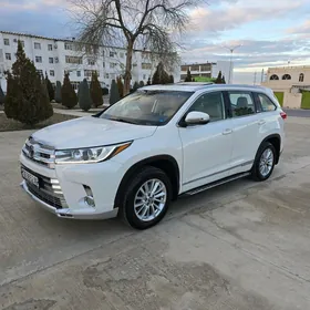 Toyota Highlander 2018