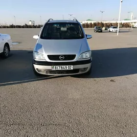 Opel Zafira 2001