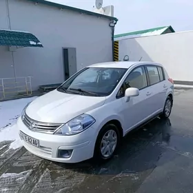 Nissan Versa 2010