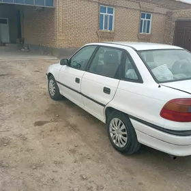 Opel Astra 1995