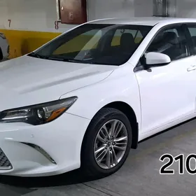 Toyota Camry 2017