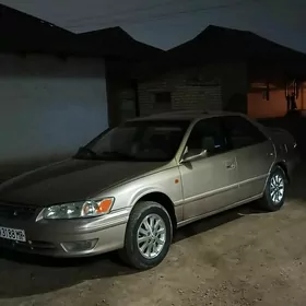 Toyota Camry 1999