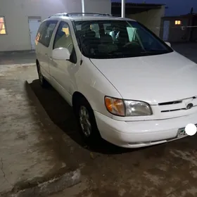 Toyota Sienna 2000