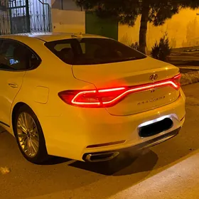 Hyundai Grandeur 2019