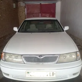 Toyota Avalon 1999