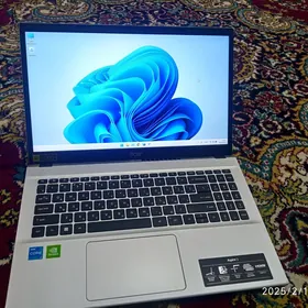 ACER I3-1215U