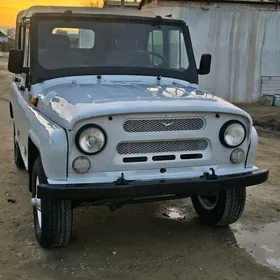 UAZ 469 2002