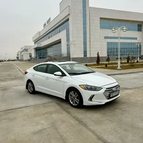 Hyundai Elantra 2019