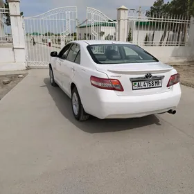 Toyota Camry 2010